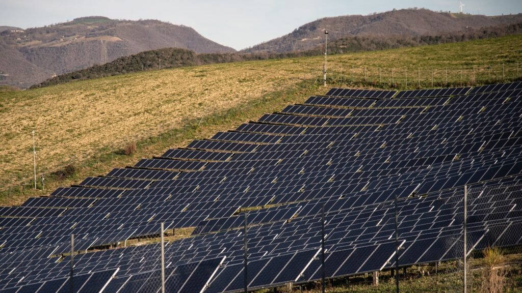 Come si ricicla un pannello solare e quanto è grande il mercato italiano dell'usato?