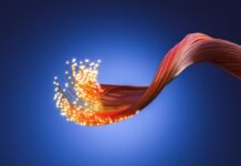 Con la fine del Pnrr, le telecomunicazioni rischiano fino a 12mila esuberi (ma c'è una buona notizia)