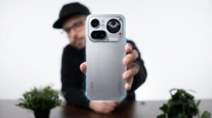 Recensione Nothing Phone 4(a) Pro: il più bello di tutti