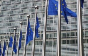 UE pubblica documento anche in formato "open" dopo le critiche di LibreOffice