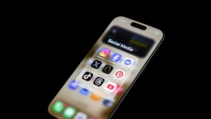 Le truffe nei social media rubano miliardi, eppure non c'è ancora un modo efficace per fermarle