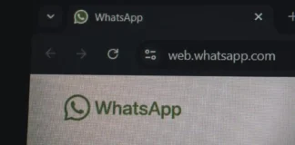 WhatsApp: 7 segnali che rivelano una truffa, così i cybercriminali rubano dati e soldi