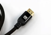 Stai ancora usando un vecchio cavo HDMI? Potresti perdere le migliori funzioni della tua TV