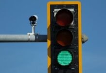 Waze aggiunge i semafori alle mappe, ma i tempi fanno discutere